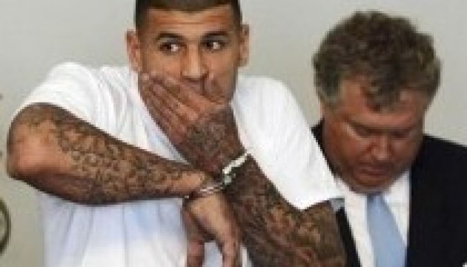 Életfogytiglanra ítélték az amerikai futball sztárját