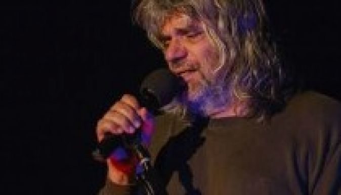 A hetvenéves Hobónak tapsol Marosvásárhely