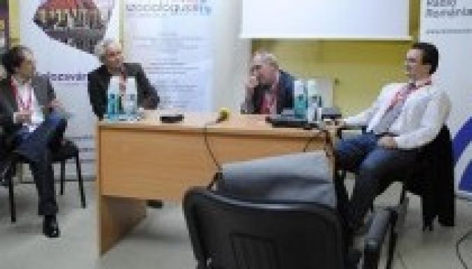 Kelet-nyugat viszonyáról beszélgettek a Szociológus Napokon