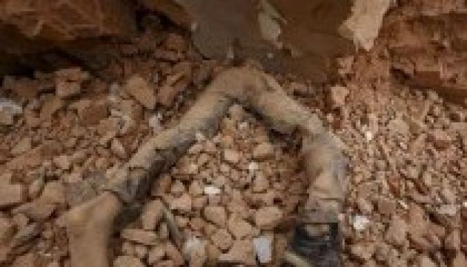 Nepáli földrengés: kilencszázra nőtt az áldozatok száma (GALÉRIA)