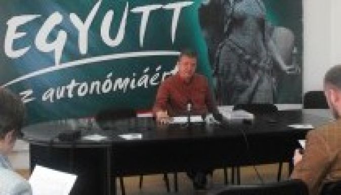 Utcanévtáblák: Soós Zoltán nem ért egyet a tüntetéssel