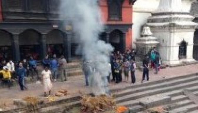 Ötezer fölé emelkedett a nepáli földrengés áldozatainak száma