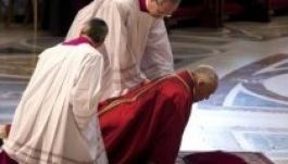 Megkezdődött a húsvéti keresztút a Colosseumnál