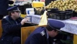 A boltosok után a piaci árusokat ellenőrzik országszerte