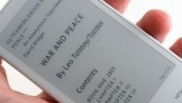 Okostelefon felértékelésére fizetett meg Putyin trollokat