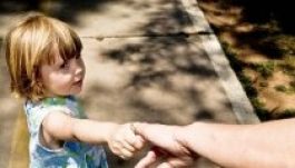 Őrizetbe vettek egy pedofíliával gyanúsított férfit Nyárádszeredán