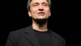 A Magyar Költészet Napjának rendezvényei a Csíki Játékszínben