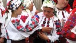 A csángó falvakban több mint kétezer gyerek tanulhat magyarul