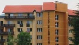 Aláírásgyűjtés a kovásznai szívkórház magyar nevéért