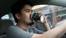 A kevés folyadékfogyasztás ugyanolyan veszélyes, mint az ittas vezetés