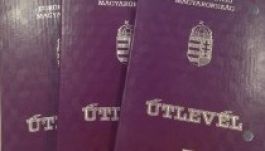 Jogosulatlanoknak adtak magyar útlevelet az elfogott ügyintézők