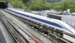 Megdöntötte a sebességrekodot a japán mágnesvasút