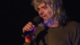 A hetvenéves Hobónak tapsol Marosvásárhely