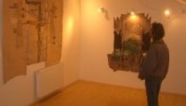 Pacsika Lia képzőművész kiállítása Marosvásárhelyen