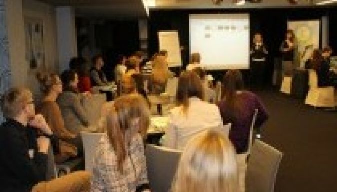 Nemzetközi konferenciára várják a társadalmilag aktív fiatalokat Kolozsváron