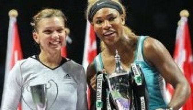 Sarapova elbukta a madridi elődöntőt, Halep megőrizte 2. helyét