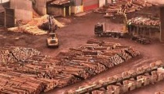 A Schweighofer a Romániából kivonulással fenyeget