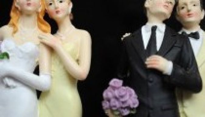 Már az íreknél is esélyes a melegházasság megszavazása