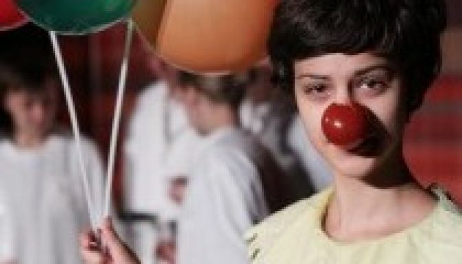 Négy éves az Osonó Színházműhely eddig 381-szer bemutatott előadása