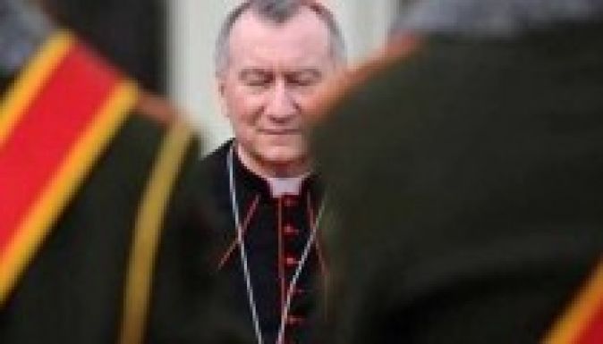 Vatikáni bíboros az Írországban is  legalizált melegházasságról