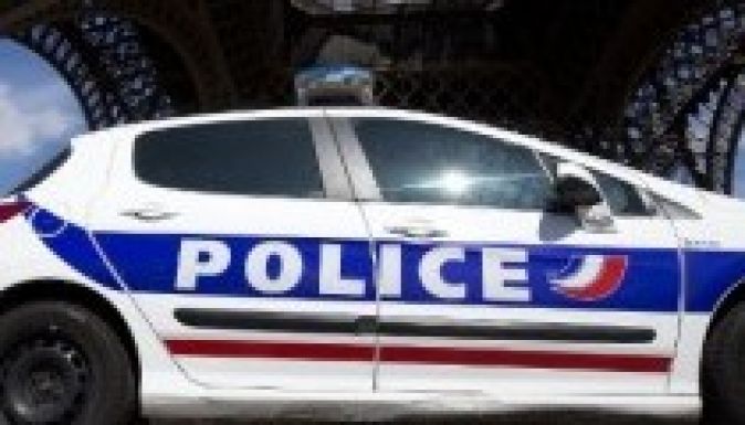 Naponta 4000 eurót lopott össze a román tolvajbanda Párizsban