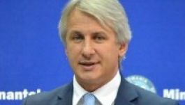 A miniszter pontosított: a pizzafutár intézi a borravalót