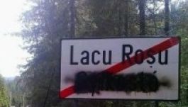 Újabb kétnyelvű táblákat rongáltak meg