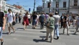 A románok kétharmada szerint előnyös volt az EU-csatlakozás