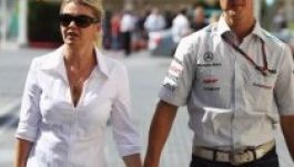 Értékes vagyontárgyakat adott el Schumacher felesége