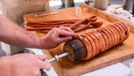 Kürtöskaláccsal ünnepelték Európa Napját Sepsiszentgyörgyön (FOTÓK)