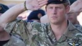 A hadseregnek ad hálát Harry herceg a lábra állásért