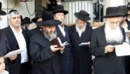 Tízezren tiltakoztak Izraelben egy mall szombati megnyitása miatt