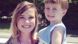 Ebédet kapott egy hajléktalan az ötéves fiútól (VIDEÓ)