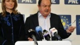 Így akarják megbuktatni a liberálisok a Ponta-kormányt