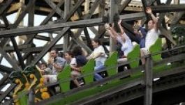 Elszabadult az utasokkal a budapesti hullámvasút