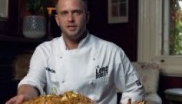 Negyvenezer lejes pitét is lehet már kapni (VIDEÓ)