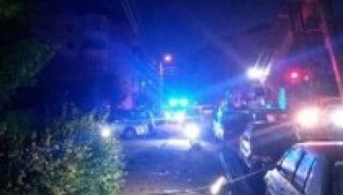 Meztelenül zuhant a mélybe barátja lakásának ablakából egy bákói lány