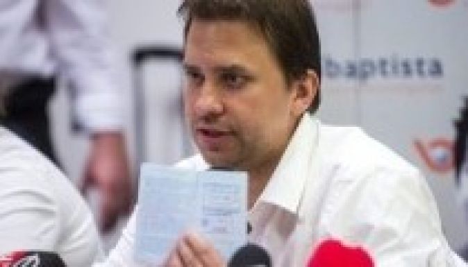 Méhészkedik és börtönbe menne Tóásó Előd