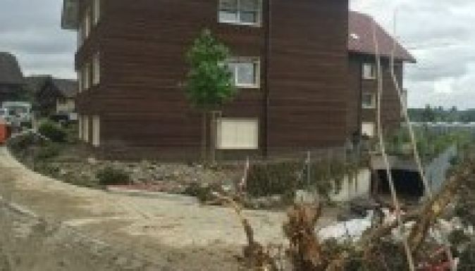 Anya és 5 éves lánya vesztette életét a hirtelen jött árvízben