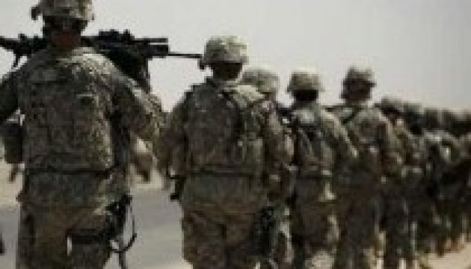 Újabb több száz katonát küldene Washington Irakba