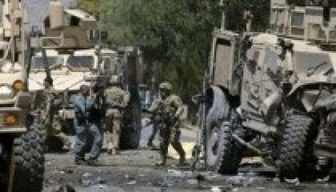 Durva merénylet egy NATO-konvoj ellen Kabulban