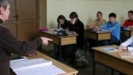 Ismét románul oktatnák a történelmet és a földrajzot
