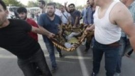 Robbanások voltak egy török ellenzéki gyűlésen