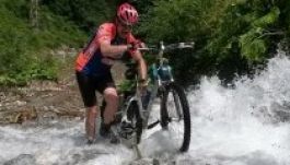 Konstancától Amszterdamig kerékpározik egy szentgyörgyi könyvtáros