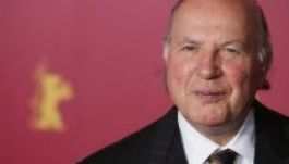 Átvette a Petru Maior Egyetem díszdoktori címét Kertész Imre