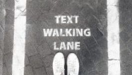 Külön sávot kaptak Antwerpen járdáin a séta közben SMS-ezők