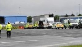 Magyar kamionost vettek őrizetbe Angliában embercsempészet gyanújával