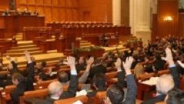 Mekkora fizetést kapnak a törvényhozók?