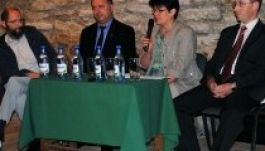 Politikusok mesélték el, mi zajlik a színfalak mögött