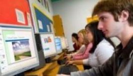 Digitálisan írástudatlan a 15 éves magyar diákok több mint fele